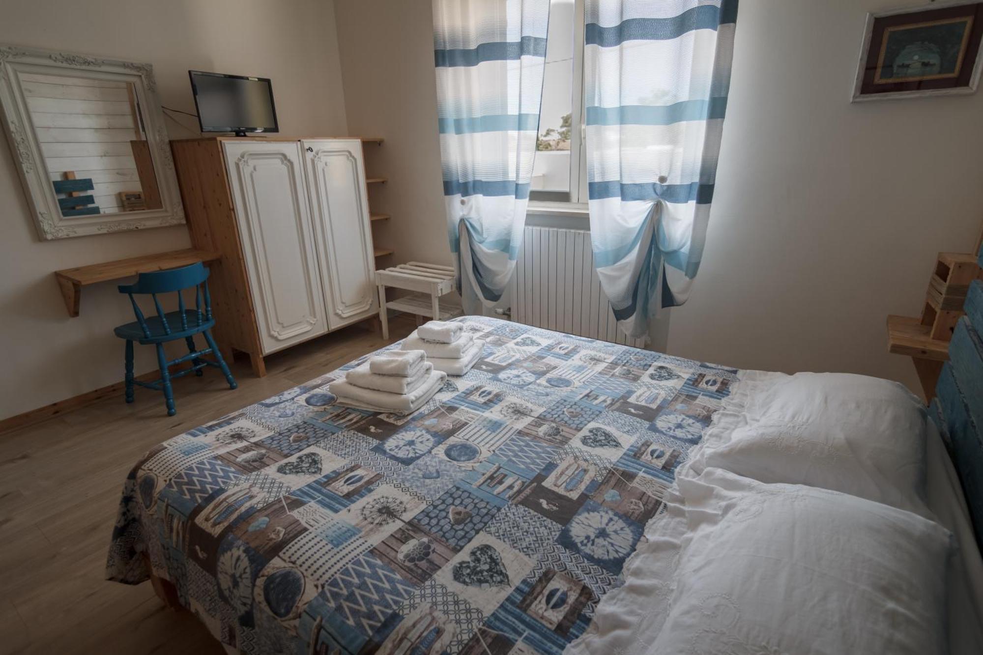 Villa Lina Bed&Breakfast Таранто Экстерьер фото