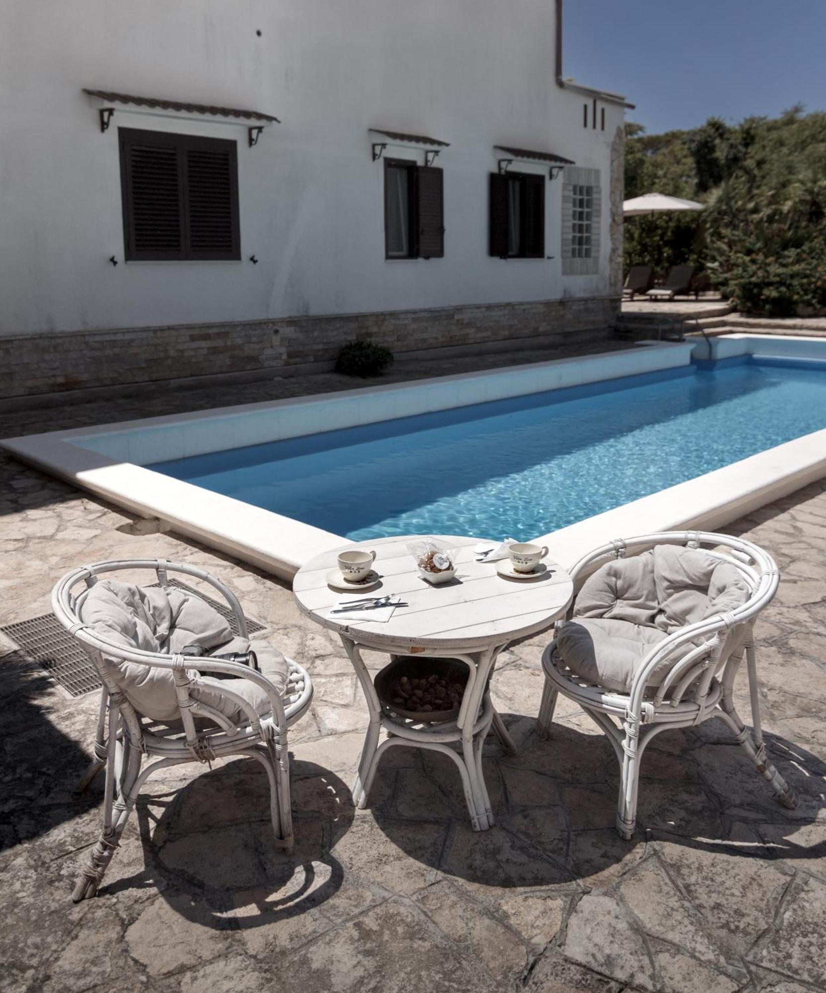 Villa Lina Bed&Breakfast Таранто Экстерьер фото