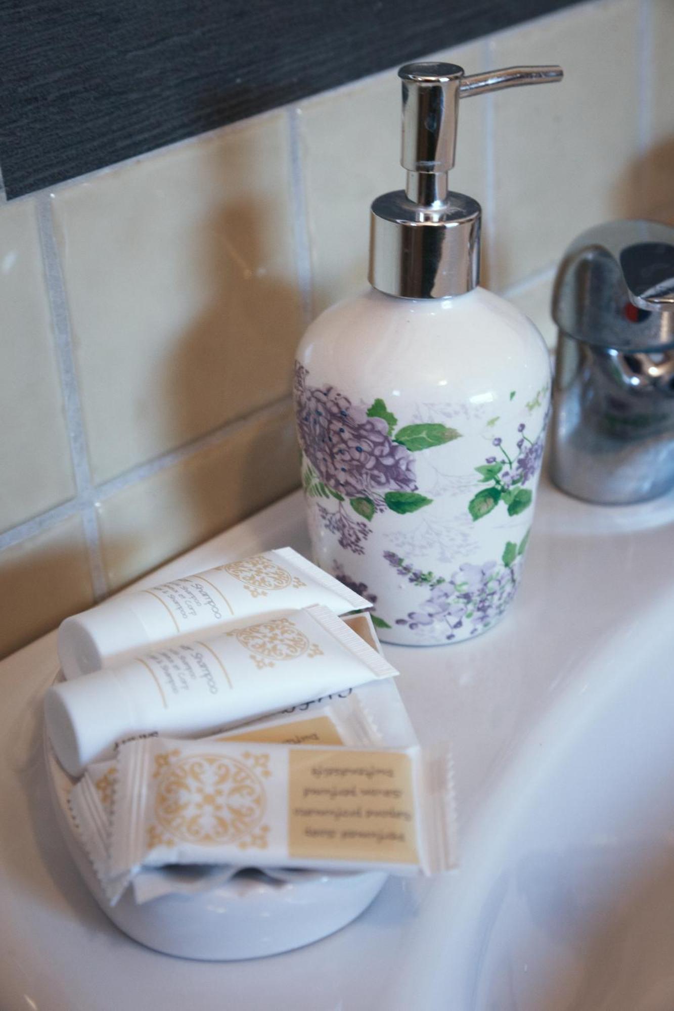 Villa Lina Bed&Breakfast Таранто Экстерьер фото